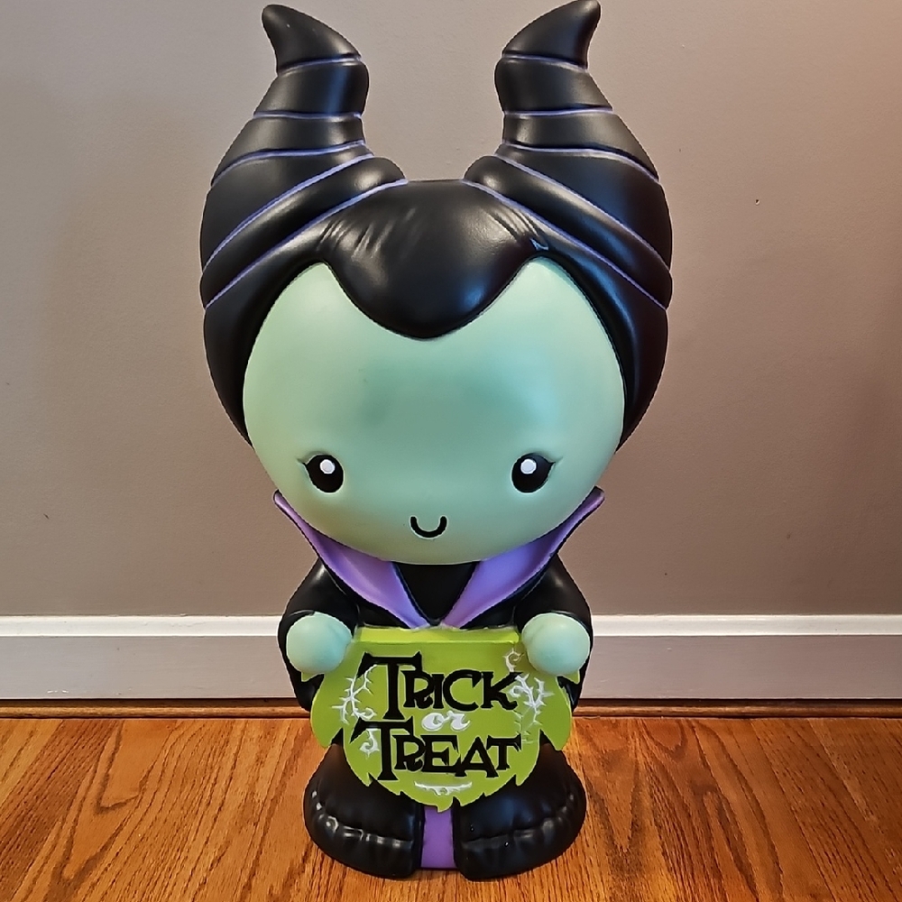 NEW 24" Disney Villains Maleficent Light Up Blow Mold